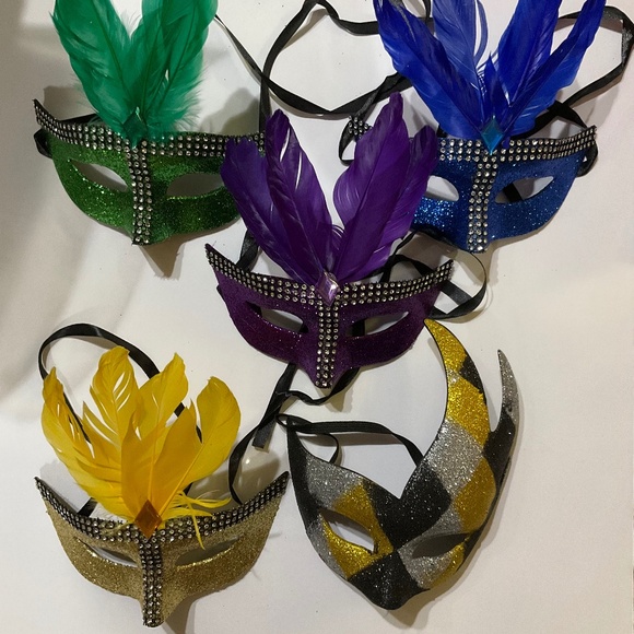 5-Masquerade Masks - Picture 1 of 7